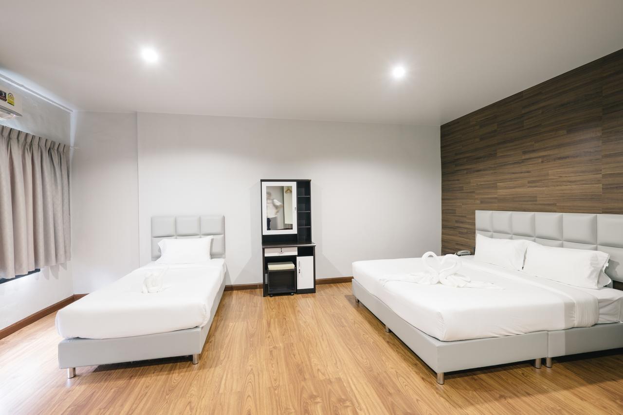 Chanthaburi Center Extérieur photo